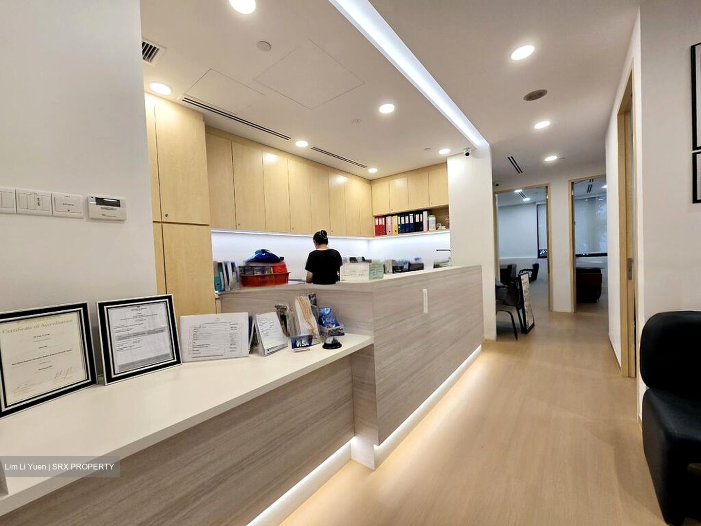 Gleneagles Hospital (D10), Retail #469051351